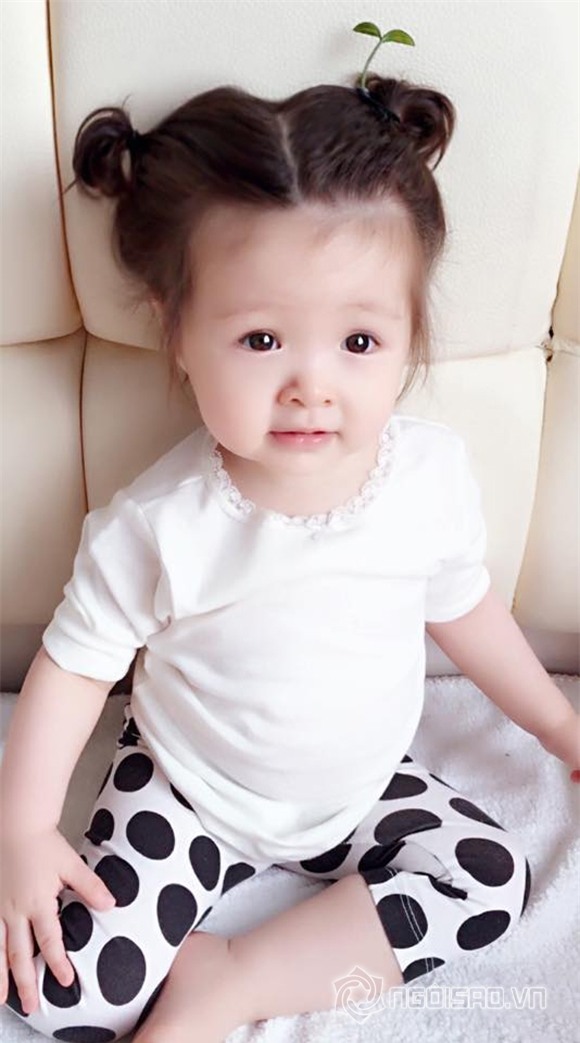 Cadie đội tóc giả 8