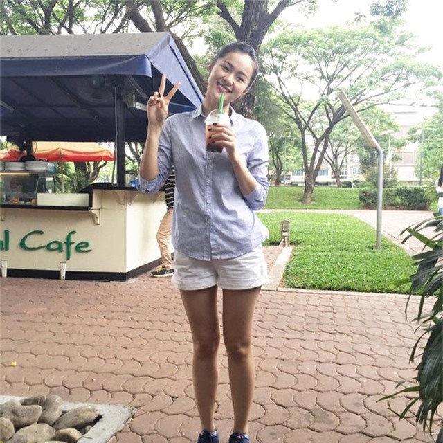 Những kiểu phối sơ mi đẹp của bạn gái tin đồn Cường Đô La