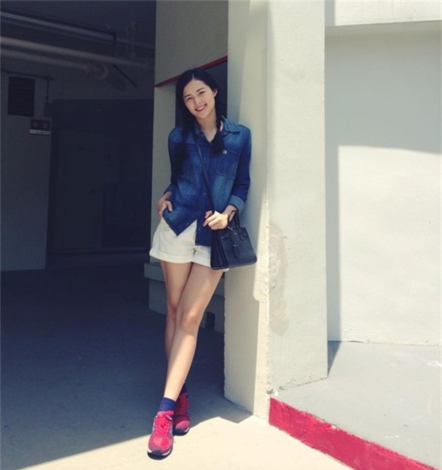 Những kiểu phối sơ mi đẹp của bạn gái tin đồn Cường Đô La