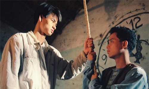 nhin lai nhung vai dien thua