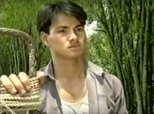 nhin lai nhung vai dien thua 