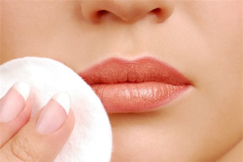 4 phương pháp đơn giản để đôi môi đẹp suốt cả mùa đông - 4