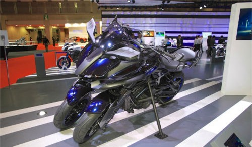 can canh doi mo to yamaha tai tokyo motor show 2015 hinh anh 1