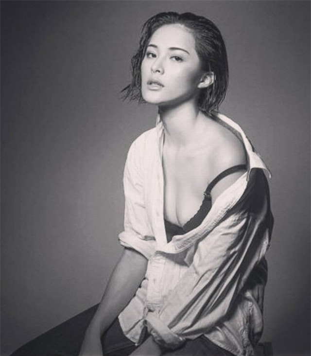 bat ngo voi loat anh sexy cua "tinh moi" quoc cuong hinh anh 4