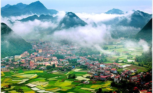 Cảnh thiên nhiên tuyệt đẹp ở 3 miền đất nước