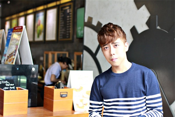Ông chủ đẹp trai hơn sao Hàn từng đi vay 3 triệu đồng khởi nghiệp