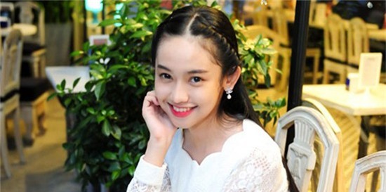 Những lí do khiến Thúy Vi khó lòng bước chân vào showbiz