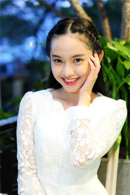 Những lí do khiến Thúy Vi khó lòng bước chân vào showbiz