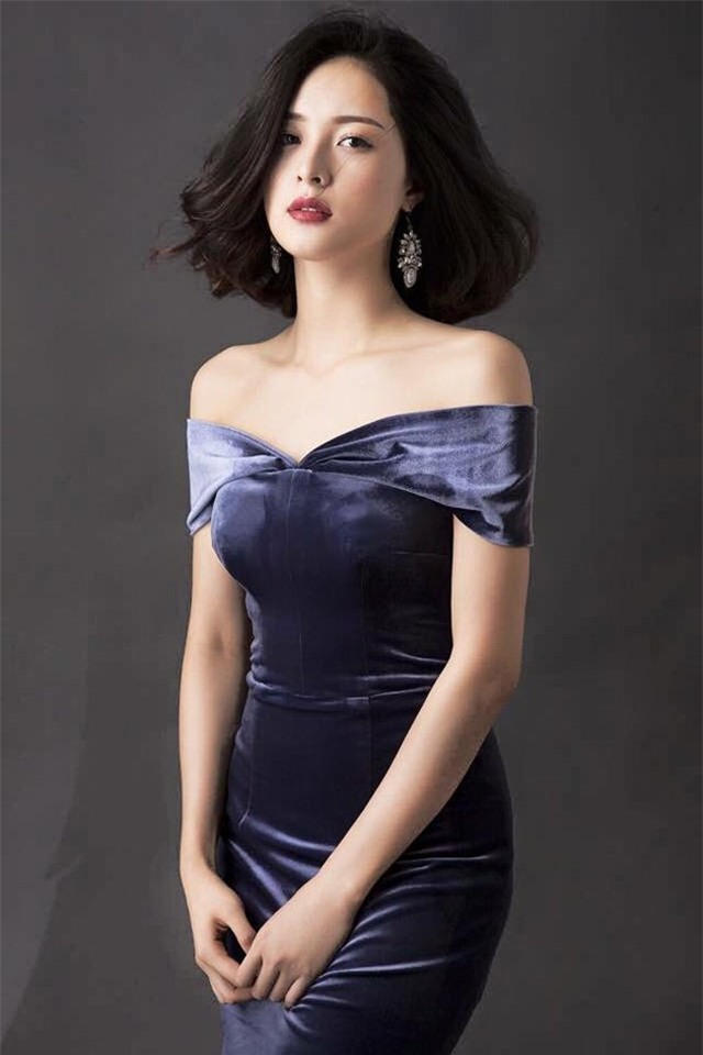 nhan sac 4 my nhan sinh nam 93 "hot" nhat showbiz viet hinh anh 1