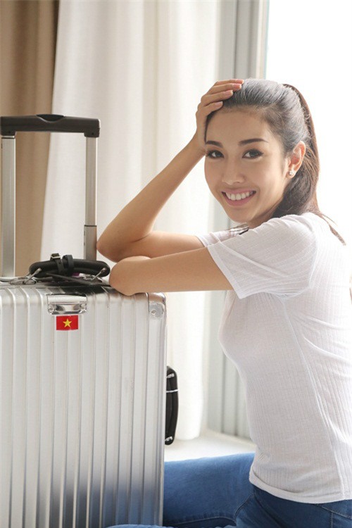 Soi cận mặt