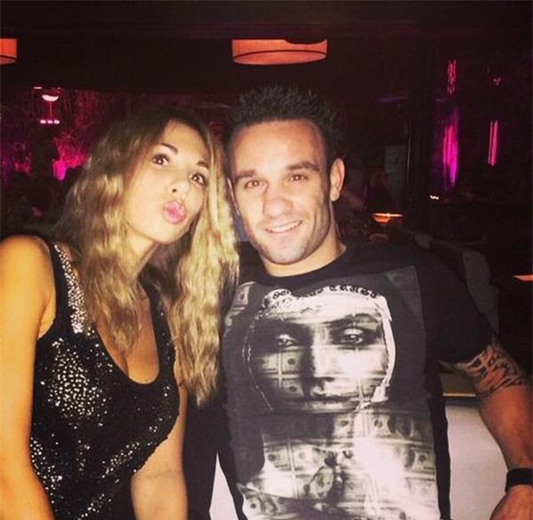 bong hong “sexy” cua mathieu valbuena hinh anh 1