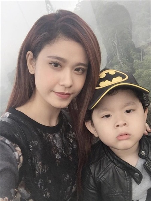truong-quynh-anh-va-con-trai-blogtamsuvn8
