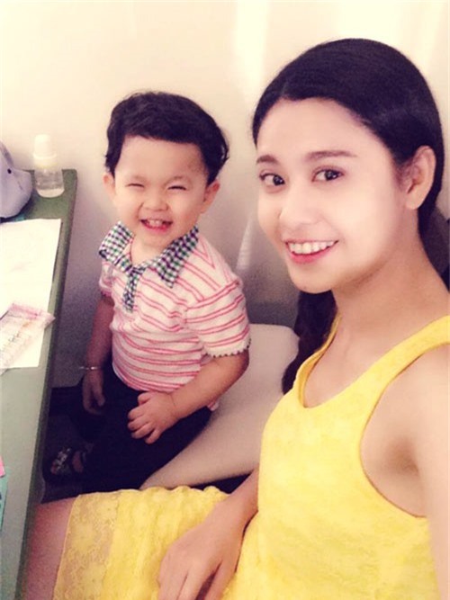 truong-quynh-anh-va-con-trai-blogtamsuvn15