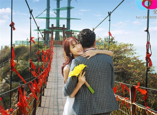 Đòi điện thoại đắt tiền, anh nghĩ em đào mỏ - 1