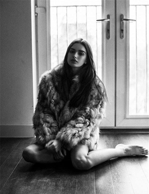 sao trẻ, ĐT Anh, Aston Villa, siêu mẫu, chân dài, người đẹp