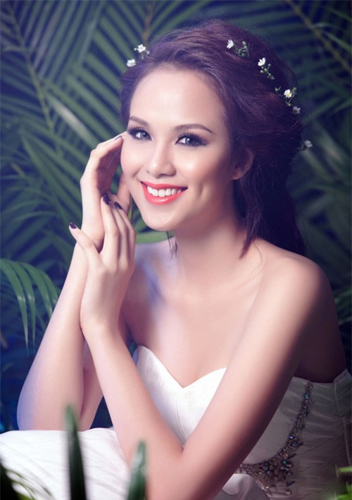 Đắm say vì nụ cười vạn người mê của hoa hậu Diễm Hương - 3