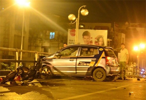 Vụ taxi đâm liên hoàn: Ai sẽ bồi thường cho các nạn nhân? - 1