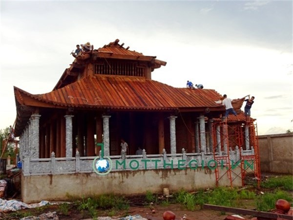 Hoai Linh, danh hai Hoai Linh, nha tho To