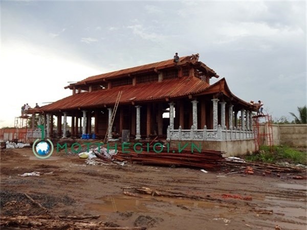 Hoai Linh, danh hai Hoai Linh, nha tho To