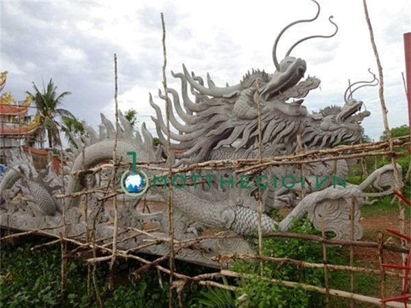 Hoai Linh, danh hai Hoai Linh, nha tho To