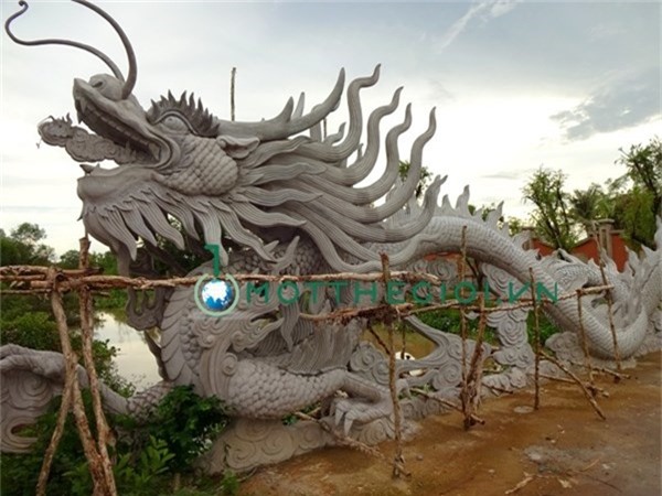 Hoai Linh, danh hai Hoai Linh, nha tho To