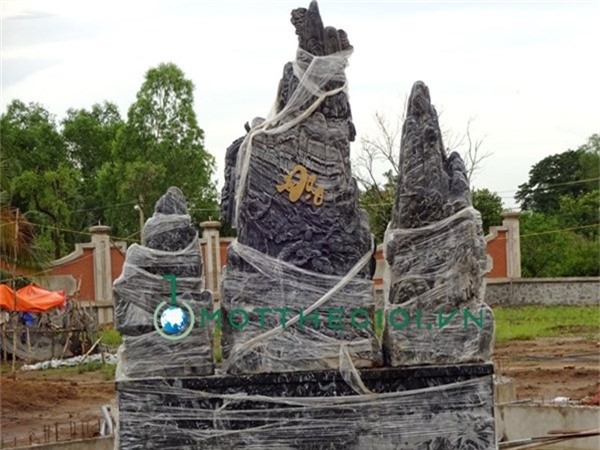 Hoai Linh, danh hai Hoai Linh, nha tho To