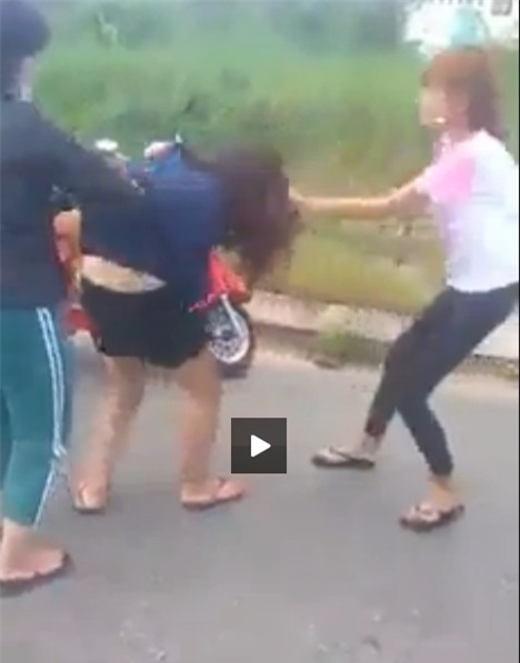 Bí thư Đà Nẵng, Nguyễn Xuân Anh, nữ sinh đánh nhau