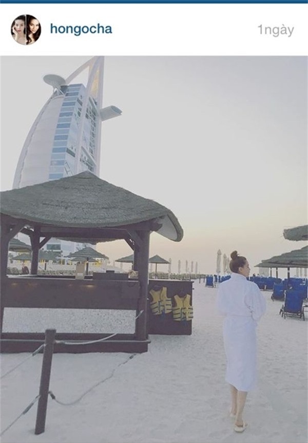 Ngoài ra, Hồ Ngọc Hà còn có những giây phút nghỉ ngơi tại bãi tắm của khách sạn Burj Al Arab tọa lạc tại thành phố Dubai