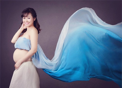 Ảnh bầu cực đáng yêu mẹ chụp cùng con gái - 8