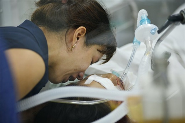 cap cuu, hoi suc cap cuu, bac sy, Viet Duc, Cho Ray, Nguyen Thi Kim Tien, Y te