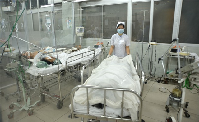 cap cuu, hoi suc cap cuu, bac sy, Viet Duc, Cho Ray, Nguyen Thi Kim Tien, Y te