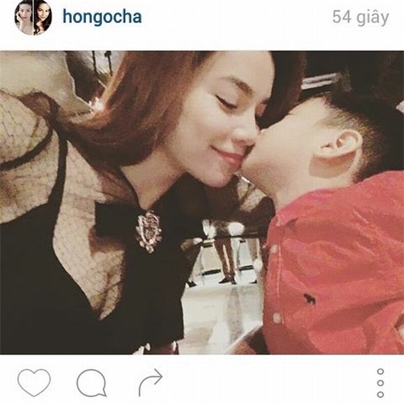 Hồ Ngọc Hà 4