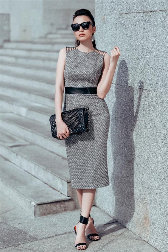 Hoa hậu Diễm Hương đẹp nồng nàn xuống phố 1