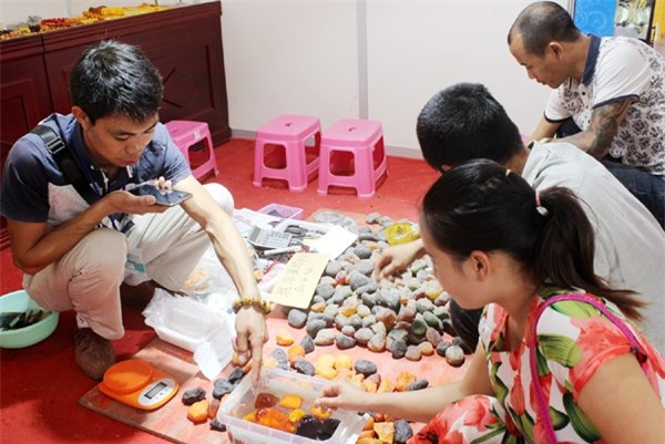 đá cổ, Lào Cai