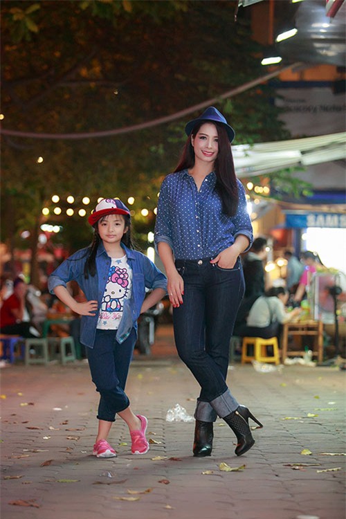 Á hậu Tú Anh gợi cảm cùng váy bó sát - 9