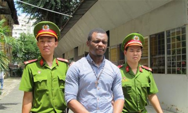 ham trai Tay, quy ba sap bay vi ham trai, quy ba ham trai tay, trai Tay lua dao