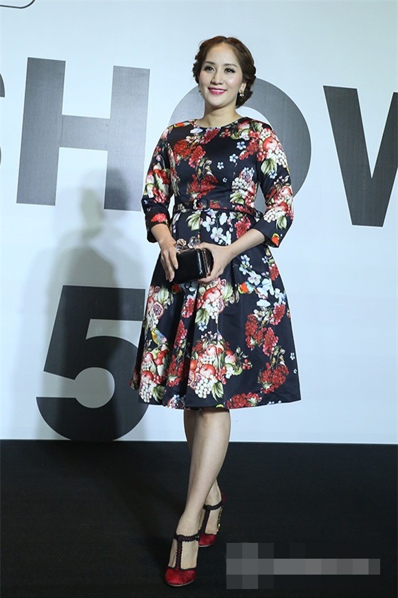 thoi trang khanh thi phunutoday8