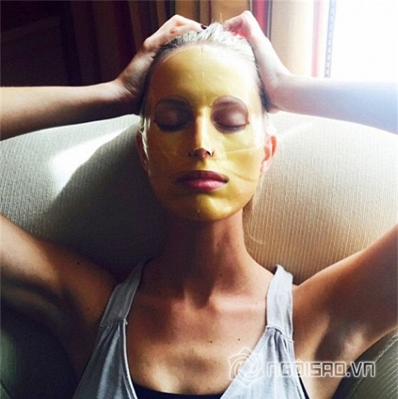 Sao đắp mặt nạ vàng 5