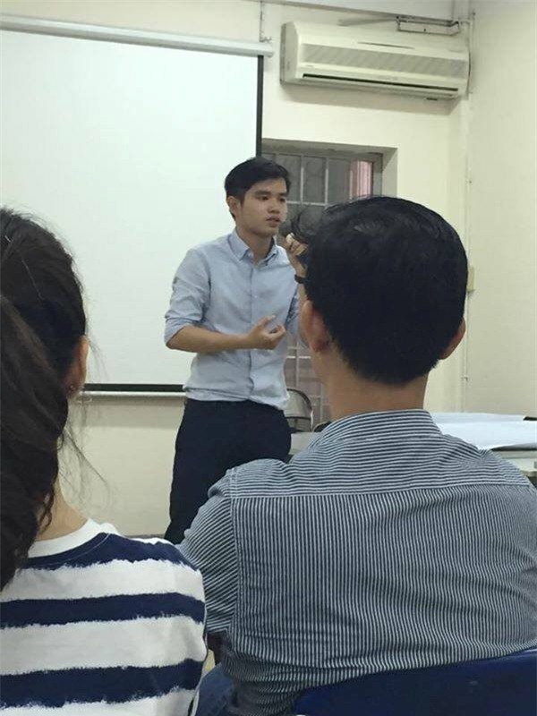 Thầy giáo 9X nhiều lần từ chối lời tỏ tình của học trò