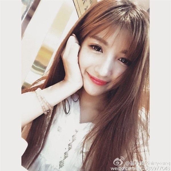 Cô gái trở thành