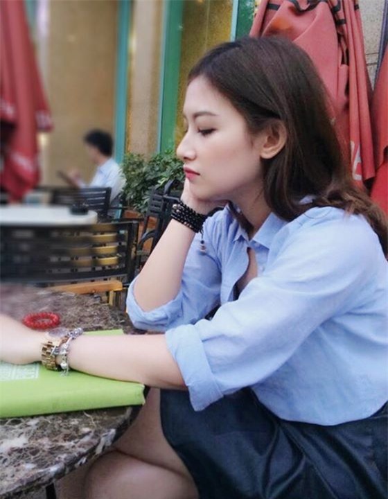 11124547_837027806344567_660622675_n-c5128