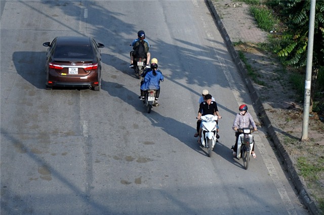 dai lo Thang Long, dai lo hien dai nhat Viet Nam, dai lo ngan ty, giao thong ky quac, đại lộ Thăng Long, đại lộ ngàn tỷ, giao thông kỳ quặc