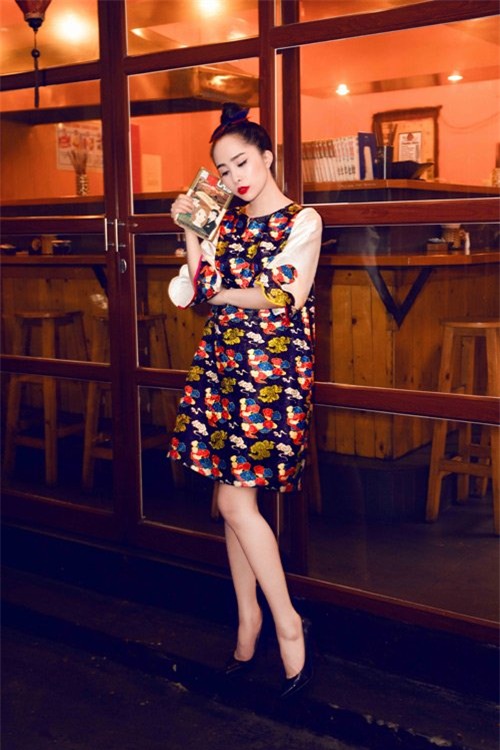 quynh nga khoe moi do da trang nhu gai nhat hinh anh 11