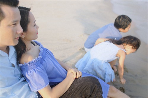 Ngọt ngào bộ ảnh gia đình Hoàng Bách 9 năm bên nhau - 12