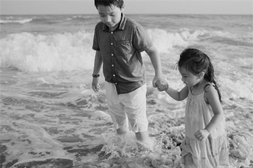 Ngọt ngào bộ ảnh gia đình Hoàng Bách 9 năm bên nhau - 6