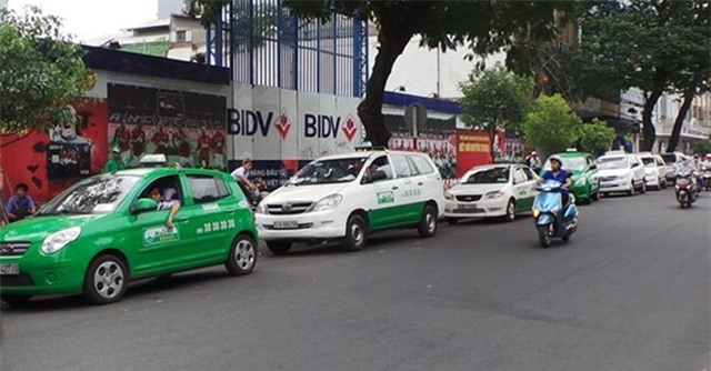 uber, grab - taxi truyen thong: cuoc chien chua co hoi ket hinh anh 2