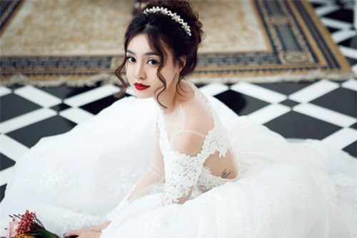 Ninh Dương Lan Ngọc làm cô dâu