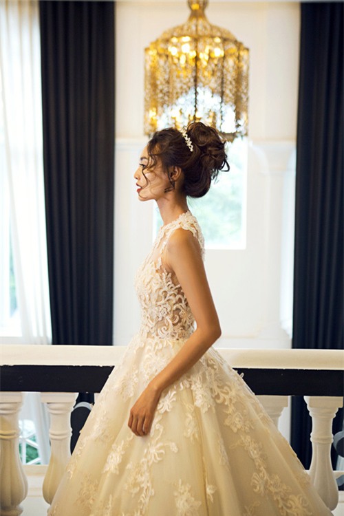 Ninh Dương Lan Ngọc làm cô dâu