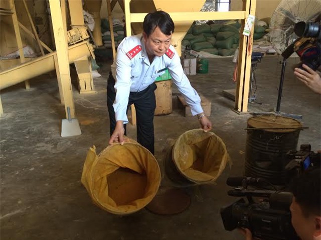 vàng ô, chất độc, chất cấm, chất tạo nạc, thức ăn chăn nuôi, doanh nghiện, ung thư, vô sinh, thiểu năng trí tuệ, vàng-ô, chất-độc, chất-cấm, chất-tạo-nạc, thức-ăn-chăn-nuôi, doanh-nghiệp, ung-thư, vô-sinh, thiểu-năng-trí-tuệ