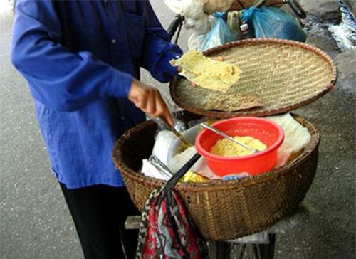 Cảm nhận sự khác biệt của thế hệ 8x và 10x qua những thức quà vặt 24